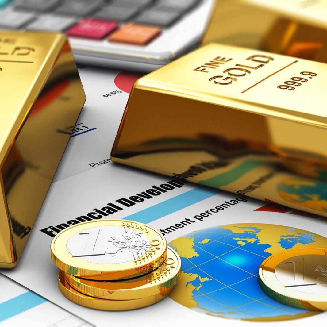 سعر الذهب يواصل تخطي مستويات قياسية.. ويخترق 2000 دولار