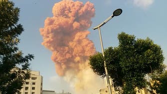 دخان وشوائب..هل تؤثر انبعاثات الانفجار على أهالي بيروت؟