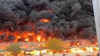 الإمارات تسيطر على حريق ضخم  في عجمان.. ولا إصابات