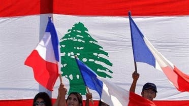 پرچم فرانسه و لبنان