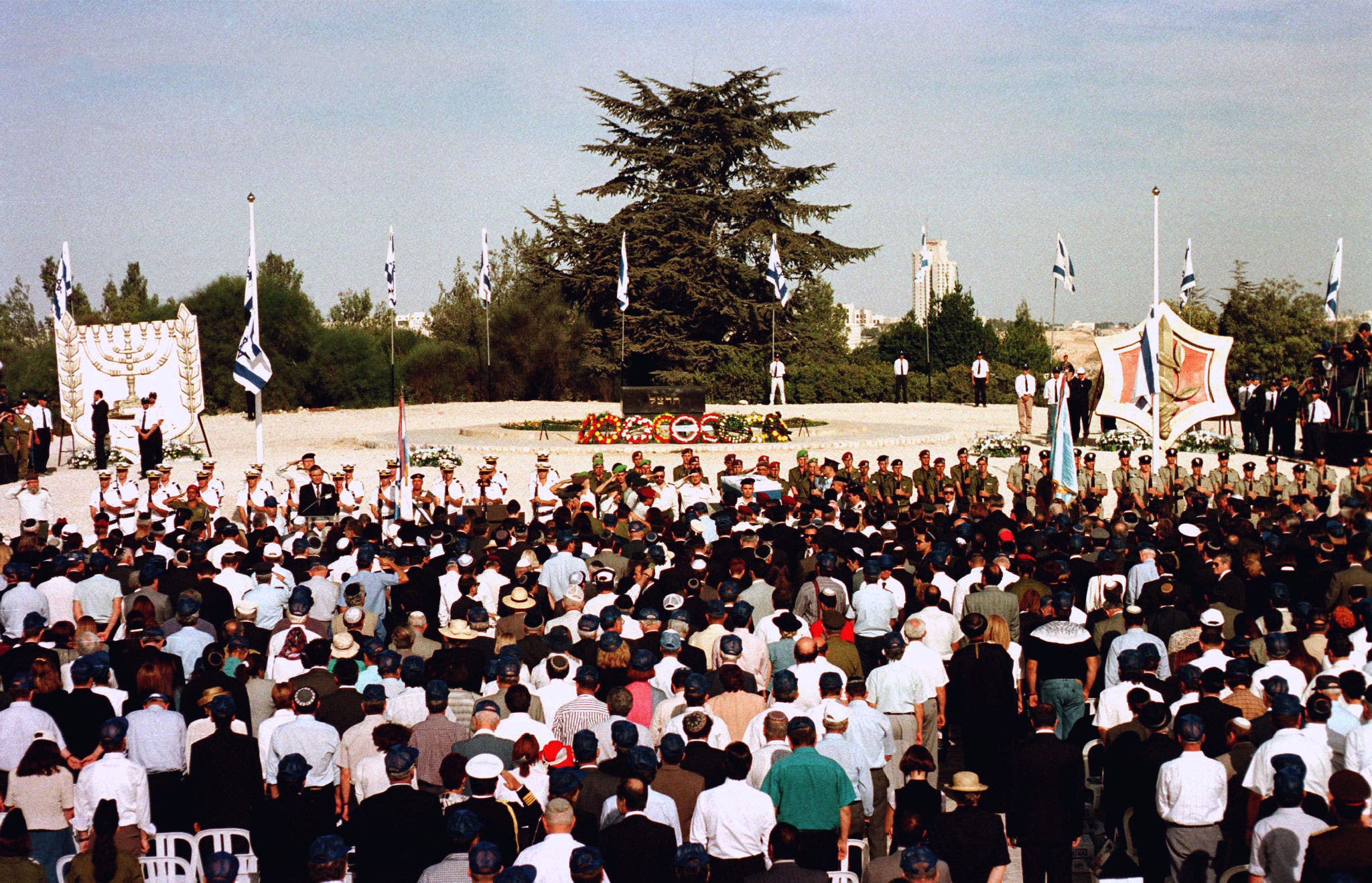 A general view of the funeral of slain Prime Minister Yitzhak Rabin on Mt. Herzl military cemetery. (Reuters)