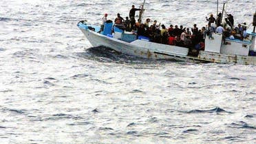 رغم المراقبة الدقيقة.. لاجئون يعبرون المانش إلى بريطانيا