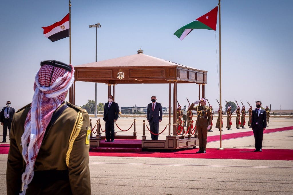 استقبال العاهل الأردني للرئيس المصري