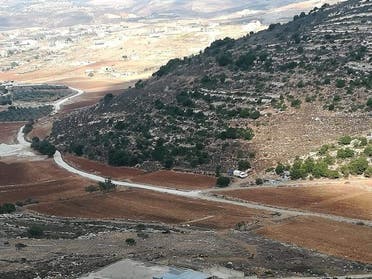 من الحدود اللبنانية