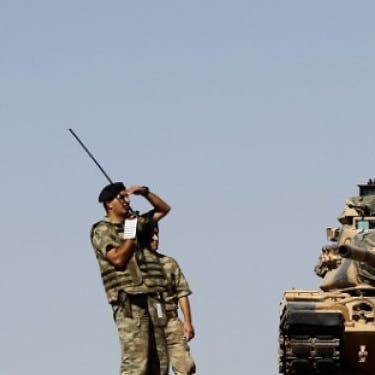 تركيا تبني نقطة عسكرية جديدة في إدلب.. الإجمالي 68