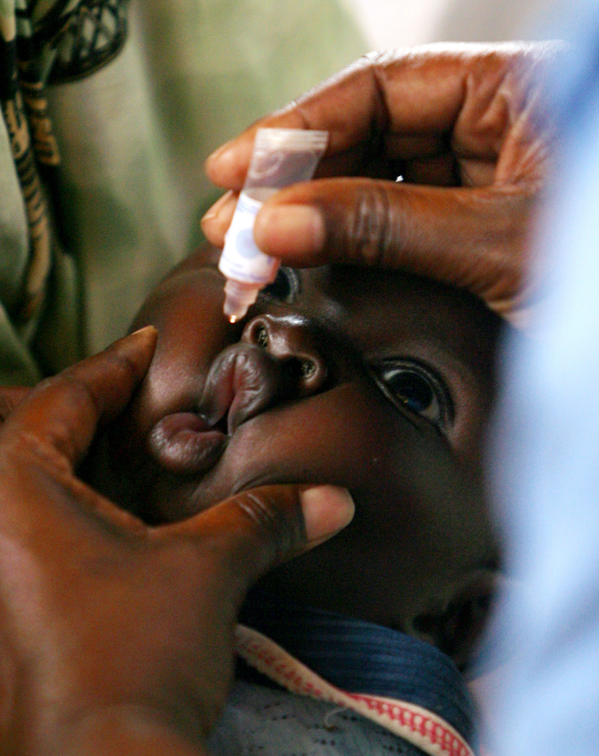 حملة تلقيح سابق ضد شلل الأطفال في التشاد