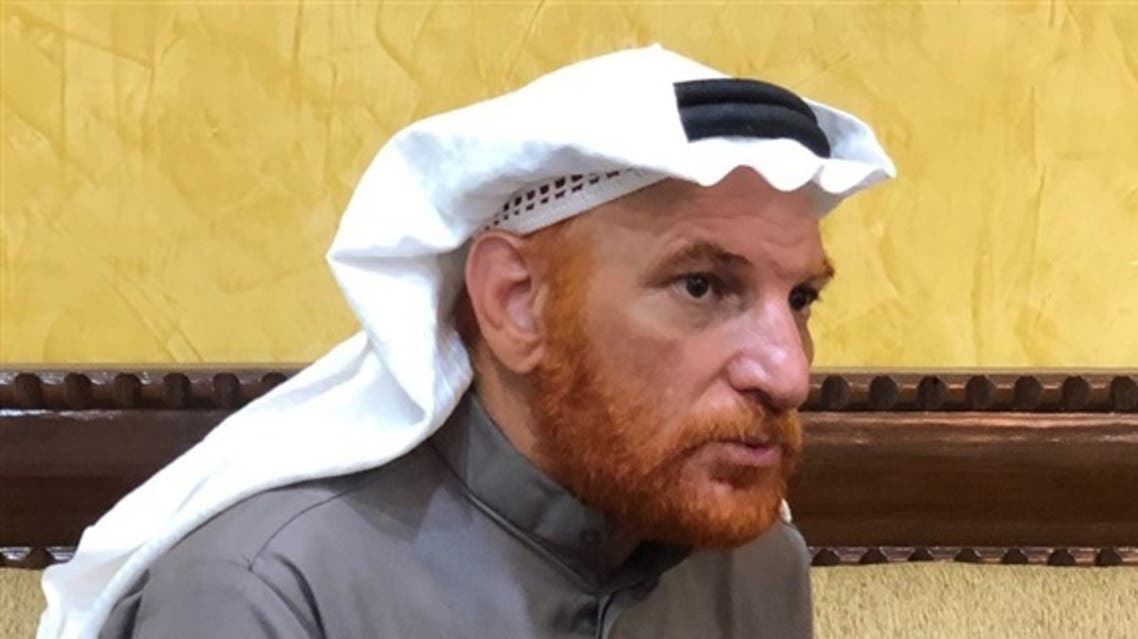 علي الخنيزي