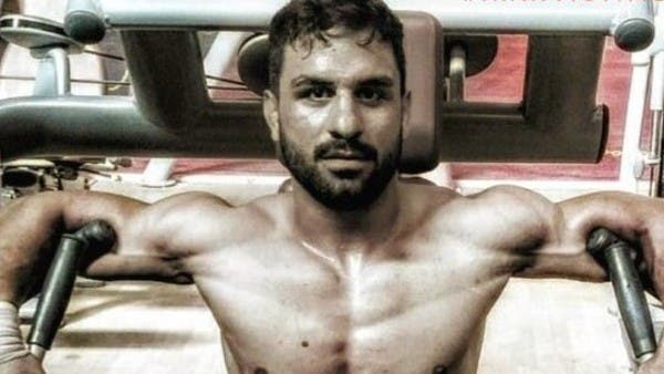 بعد أيام من إعدام المصارع.. معهد في واشنطن يستضيف ظريف