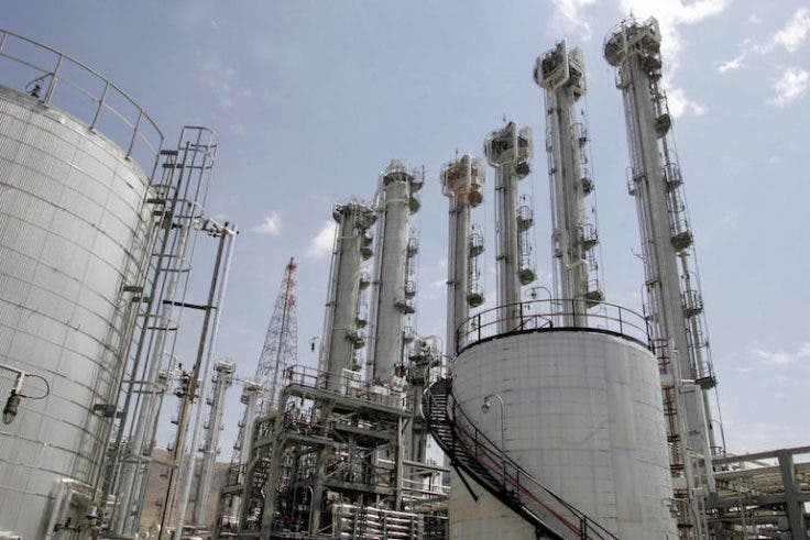 مفاعل آراك للمياه الثقيلة في إيران