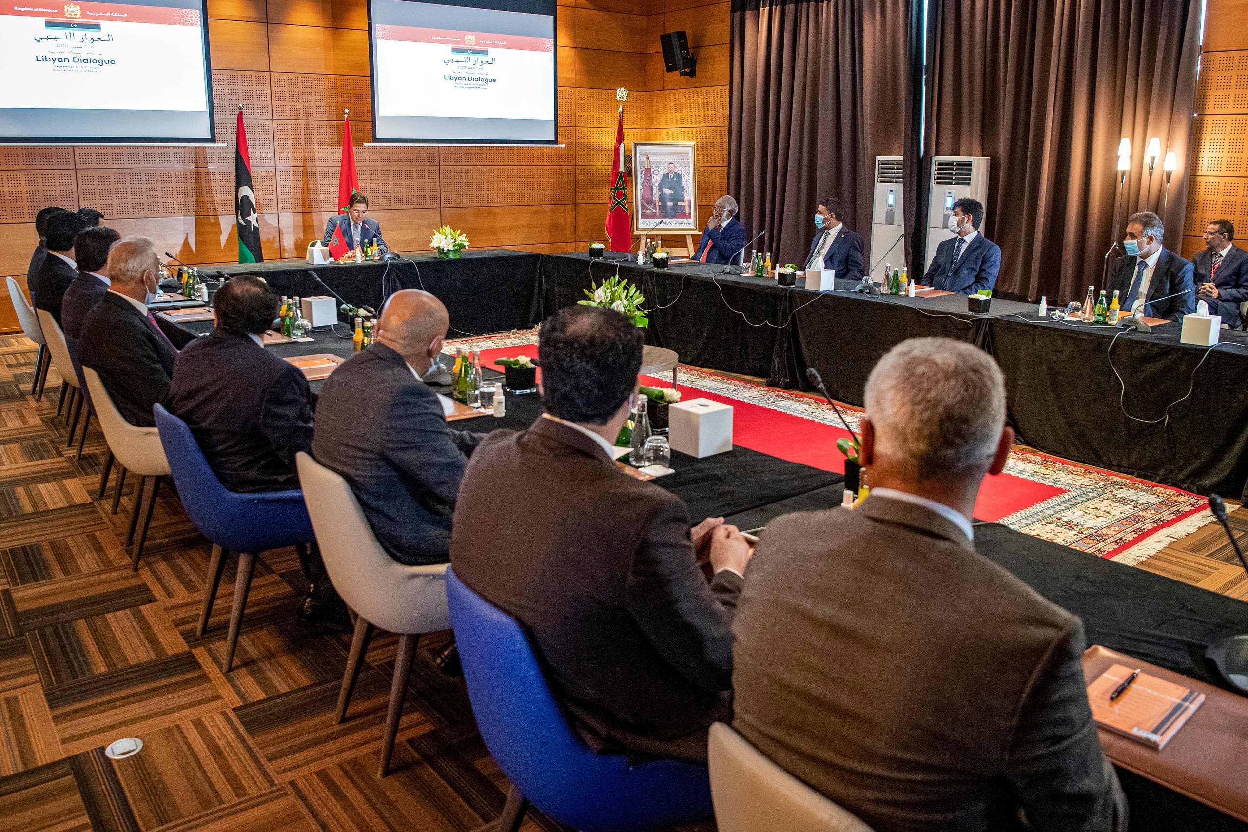 من المشاورات الليبية التمهيدية التي انطلقت الأحد في بوزنيقة بالمغرب (أسوشييتد برس)