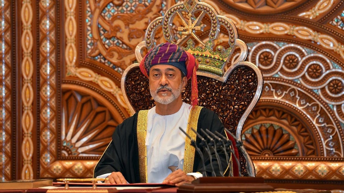 Sultan Haitham bin Tariq al-Said gives a speech after being sworn in before the royal family council in Muscat, Oman, January 11, 2020. (Reuters)