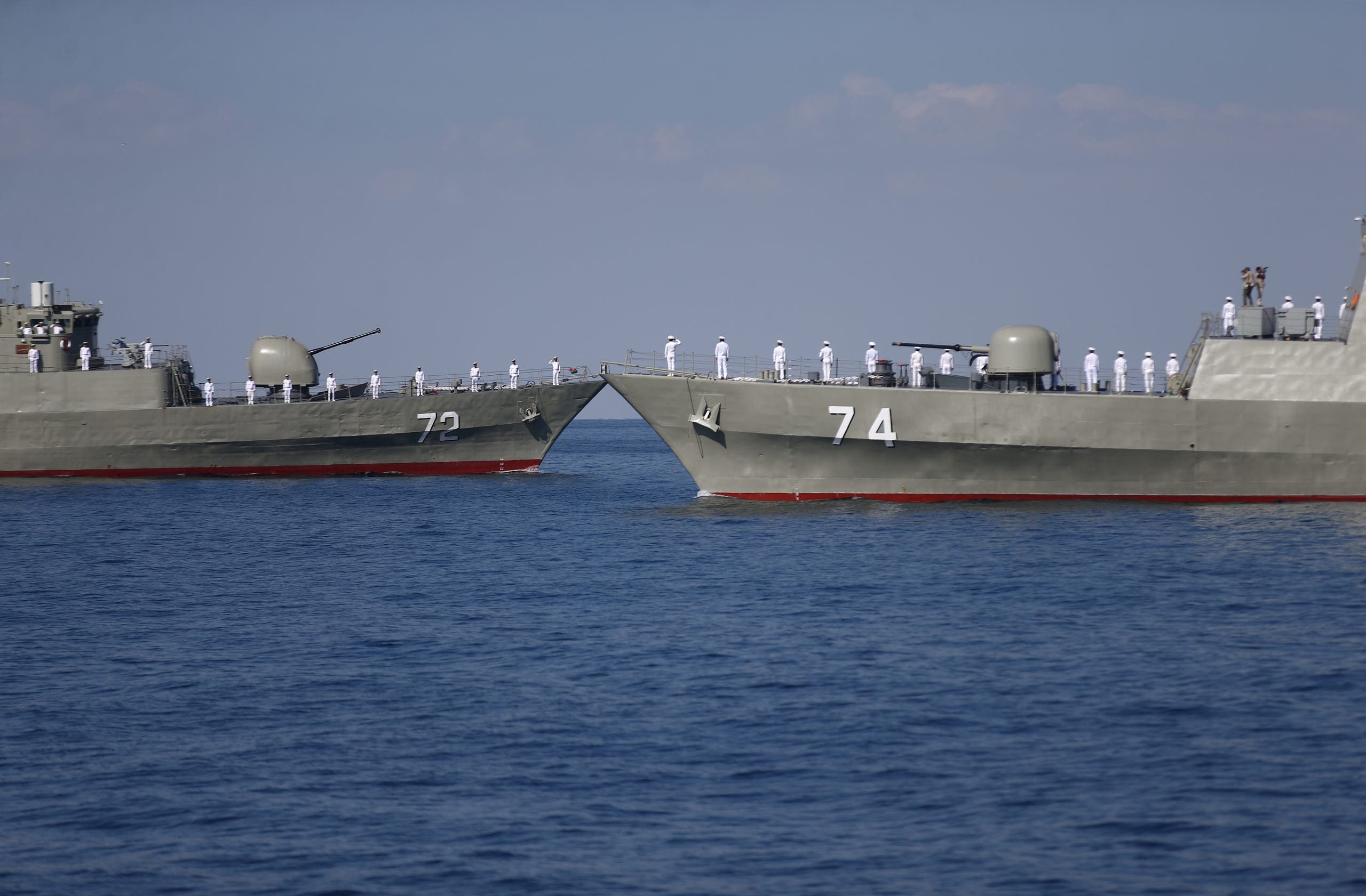 سفن صينية وروسية قبالة ميناء تشابهار