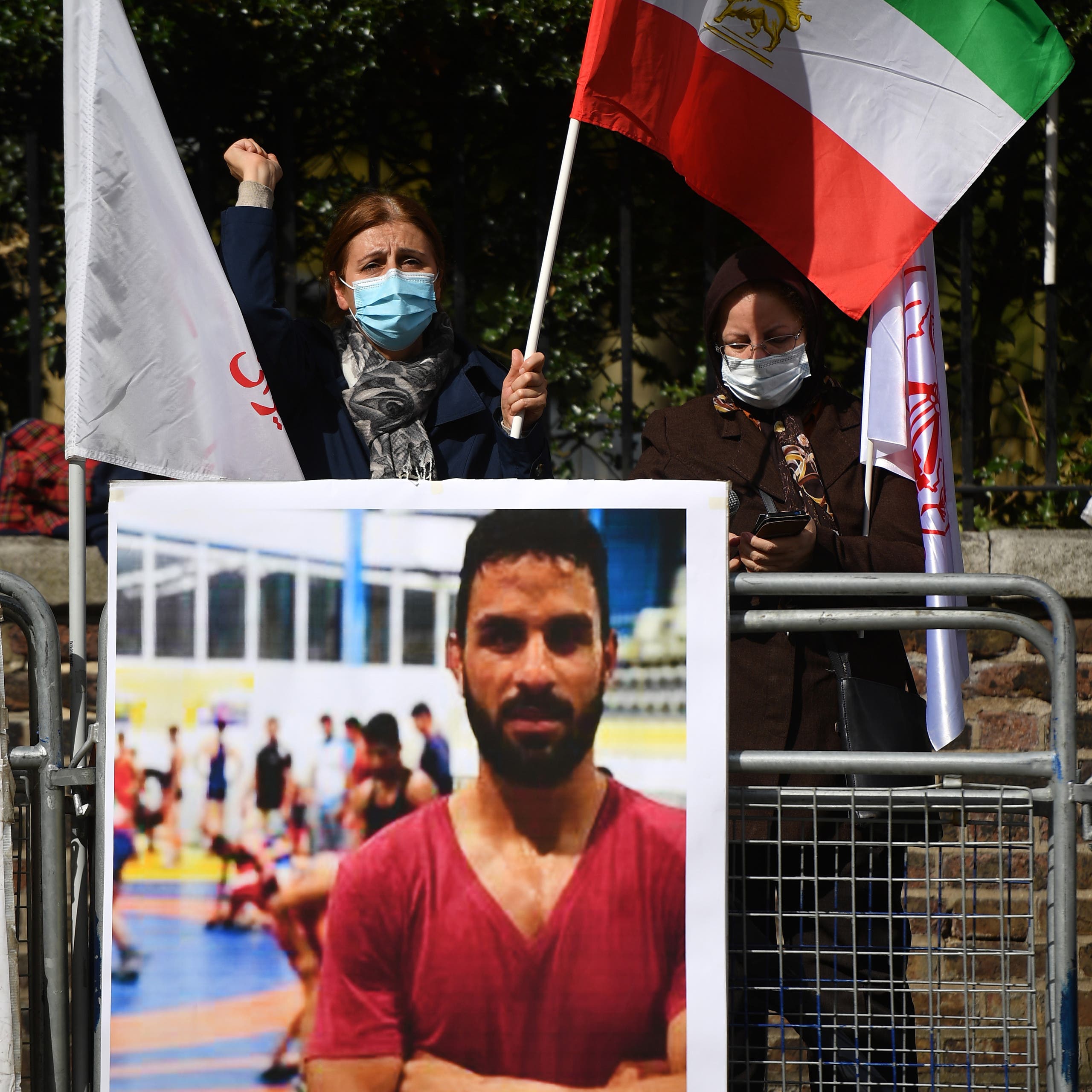 الاتحاد الأوروبي يدعو للتحقيق بإعدام المصارع الإيراني