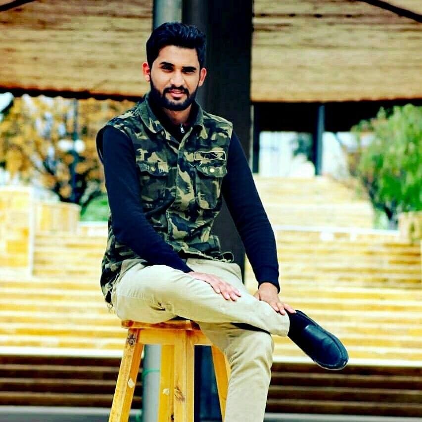 الطالب أحمد الشخانبة