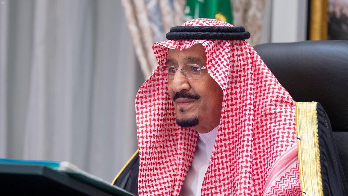 King Salman chairs cabinet session. (SPA)