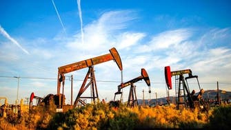 أسعار النفط تقفز 4% فوق 65 دولاراً مع تباطؤ تعافي إنتاج تكساس