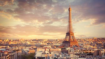 إنذار كاذب.. إعادة فتح برج إيفل في باريس مجدداً