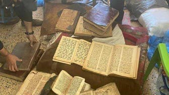 عراق: داعشی جنگجو کے قبضے سے چوری شدہ نایاب مسیحی کتب کا ذخیرہ برآمد