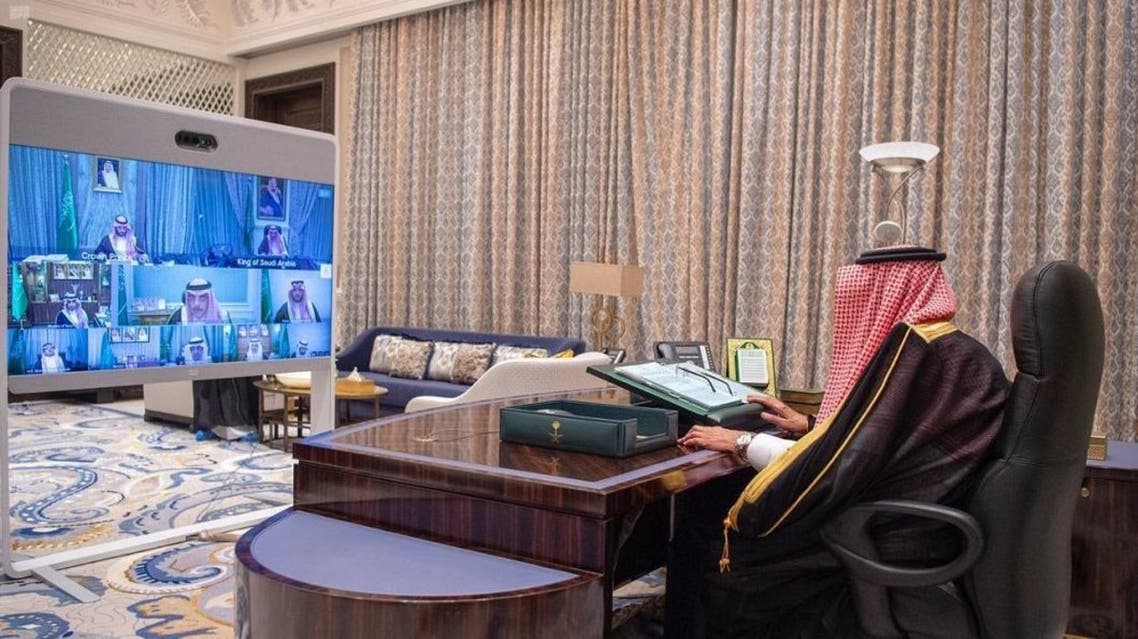 Saudi Arabia's King Salman chairs a Cabinet session meeting virtually. (SPA)