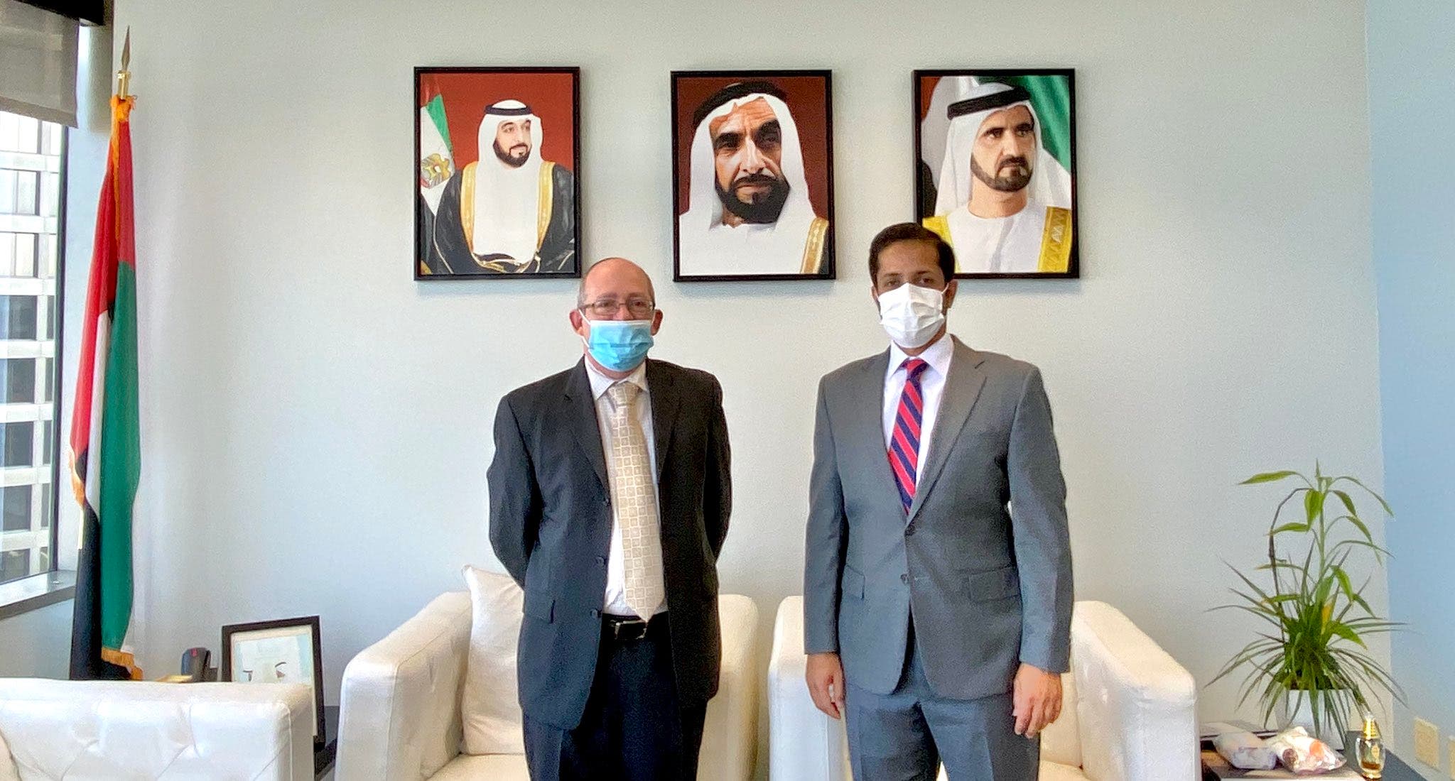 Israeli and Emirati consuls meet in Los Angeles. (Twitter: @UAEinLA)