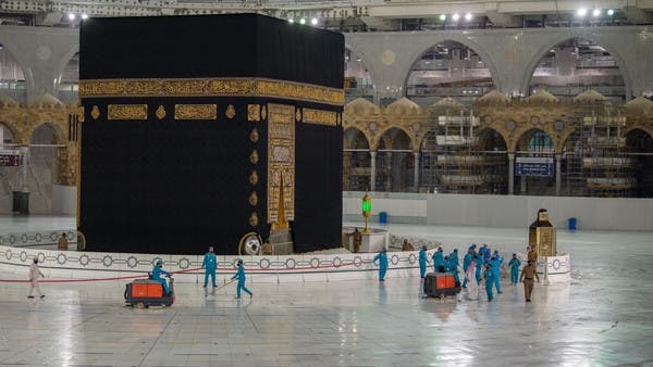 هذا ما فعلته رئاسة الحرمين بعد مغادرة الوفد الأول من المعتمرين