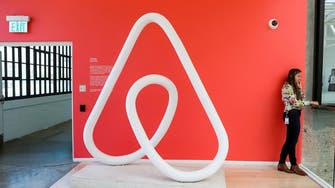 Airbnb  تخسر 1.2 مليار دولار من احتياطها النقدي