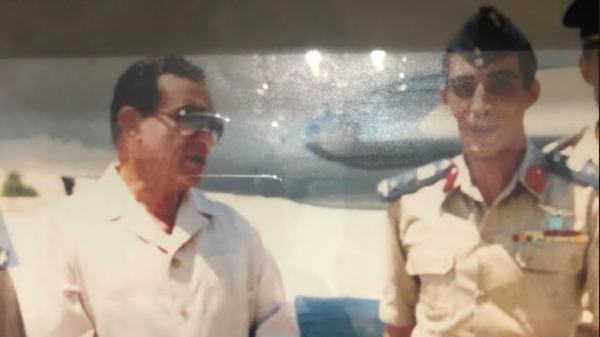 قائد الطائرة الرئاسية الخاصة بالسادات ومبارك يكشف الأسرار