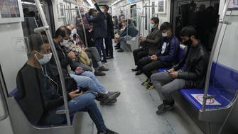 إيران تقيّد التنقل بين مدن مع تسجيل أرقام قياسية لكورونا