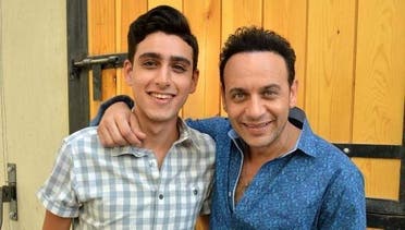 مصطفى قمر وابنه تيام