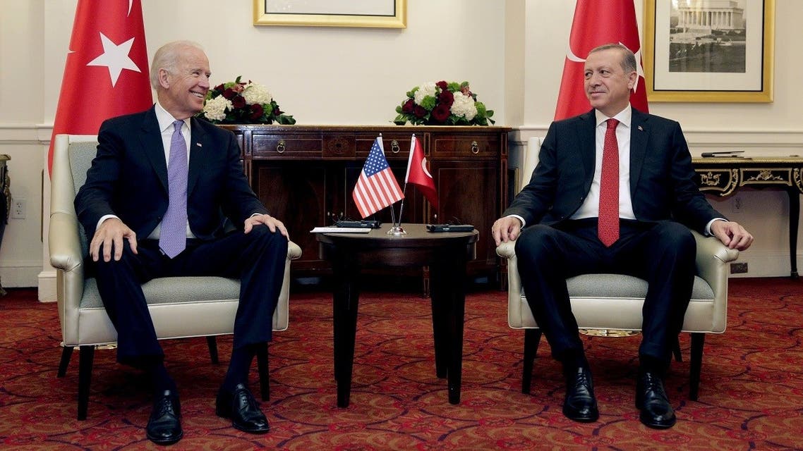 US VP Joe Biden (L) attends a meeting with Turkish President Recep Tayyip Erdogan in Washington March 31, 2016. (Reuters)