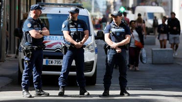 Police patrol the streets during the manhunt of a suspected suitcase bomber in central Lyon, France, May 25, 2019. (File photo: Reuters)