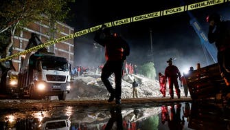 ارتفاع حصيلة قتلى زلزال تركيا إلى 83 واستمرار جهود الإنقاذ