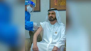 Sheikh Mohammed bin Rashid Al Maktoum receives a coronavirus vaccine. (Twitter)