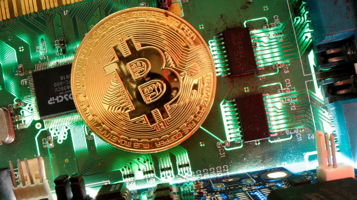 بيتكوين تقترب مستوى قياسي.. تتجاوز دولار