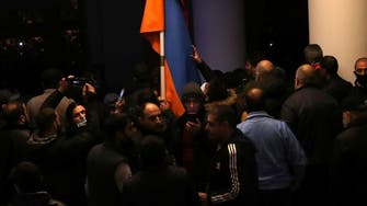 غضب في أرمينيا بعد "السلام".. وباشينيان: لم نملك حلاً آخر