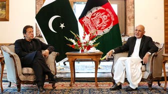 رئيس وزراء باكستان يزور أفغانستان ويتعهد بدعم السلام فيها