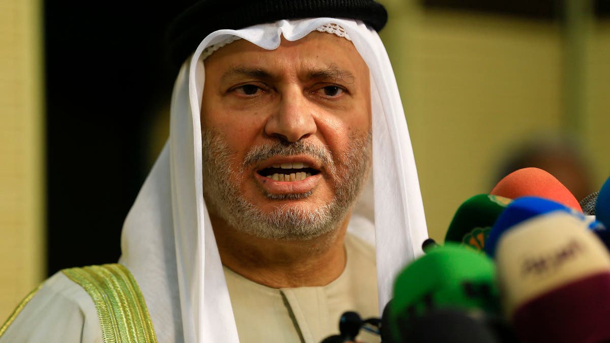قرقاش: طوينا صفحة الخلاف مع قطر