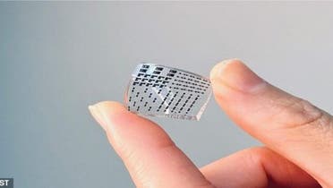36180358-8994015-Researchers_have_developed_a_durable_electronic_skin_that_can_mi-a-36_1606494055901