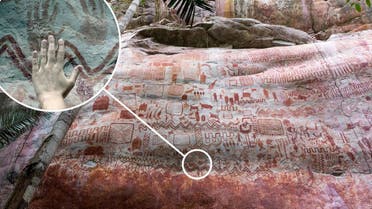 بعض الرسومات على تلة صخرية عالية في الأدغال، ممتدة أكثر من 12 كيلومترا، ومكتظة كلها بما تم رسمه قبل 12 قرنا