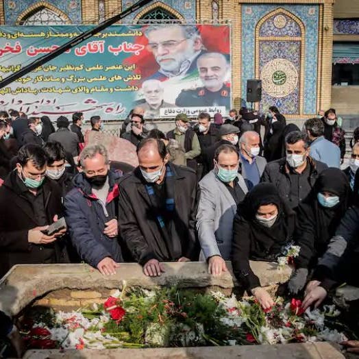 صحيفة أميركية: انقسام إيراني حول أسلوب الرد على اغتيال فخري زاده
