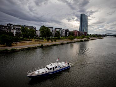 A police boat patrols on the river Main near the European Central Bank, background as 16 000 people are evacuated prior to the defusing of a WWII bomb in Frankfurt, Germany, Sunday, July 7, 2019. (File photo: AP)