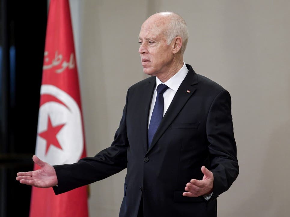 قيس سعيّد: يجب إنقاذ تونس من الذين عبثوا بعيش المواطنين