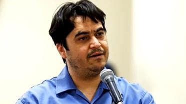 تعرف على أسباب إعدام النظام الإيراني للصحفي روح الله زم
