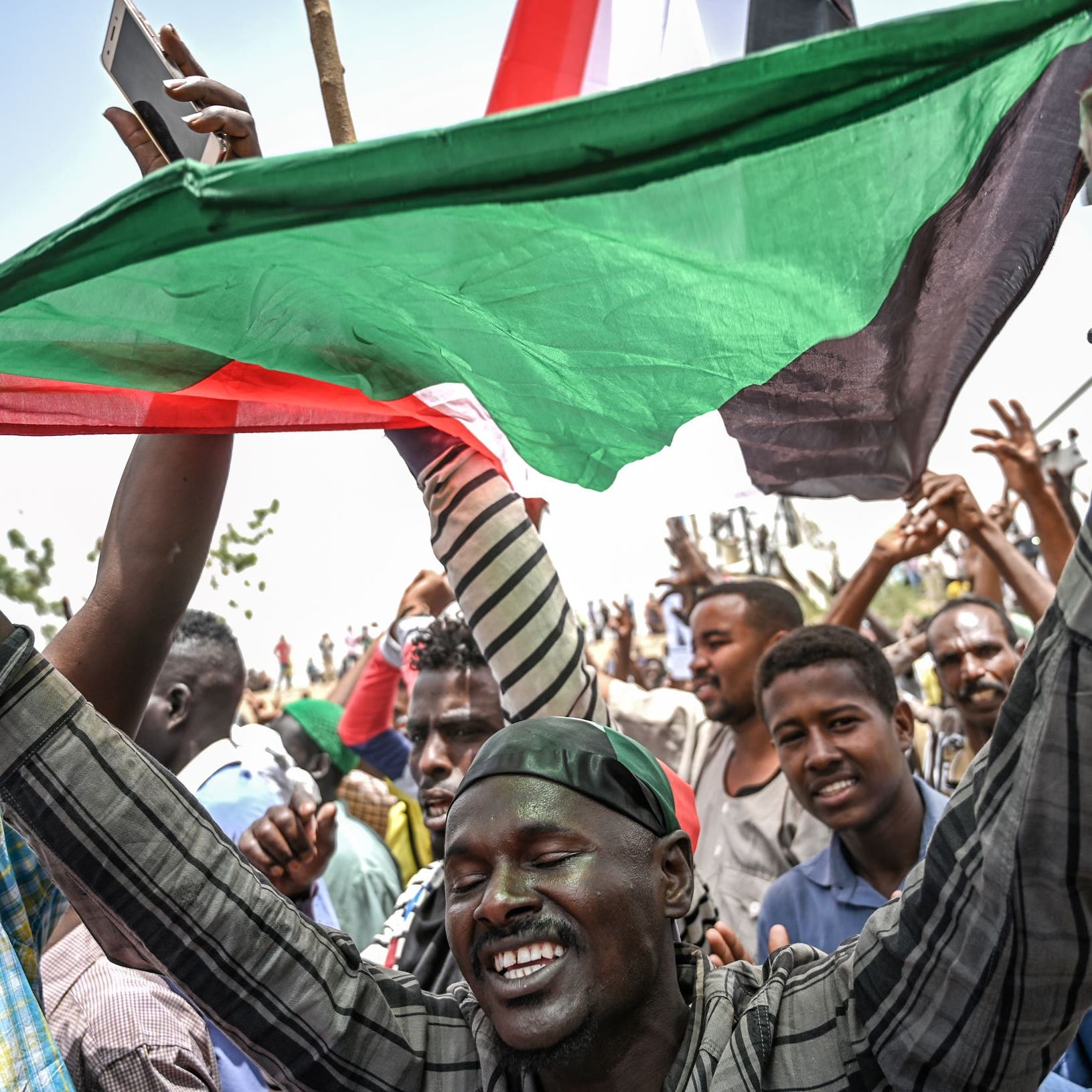 السودان.. مظاهرات بذكرى الثورة ومطالبات باستكمال هياكل الدولة  