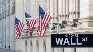وول ستريت تسجل مكاسب للأسبوع الخامس.. و"S&P500" يغلق عند أعلى مستوى في 2023