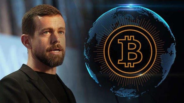 Shocking news .. “Twitter” is considering paying its employees Bitcoin!