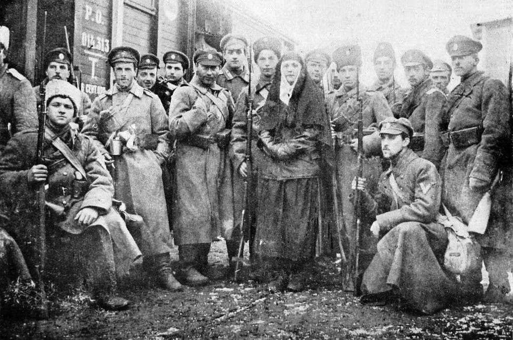 صورة لعدد من المجندين الروس المعارضين للبلشفيين