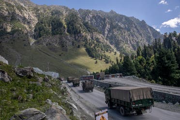 An Indian army convoy moves on the Srinagar-Ladakh highway at Gagangeer, northeast of Srinagar, Indian-controlled Kashmir. (File photo: AP)