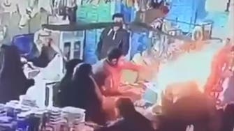 هكذا أنقذ سعودي متسوقين بعد اندلاع النار في "مقود غاز"