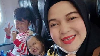 وداعاً.. رسالة مؤلمة لأم وطفليها قبيل كارثة الطائرة الإندونيسية